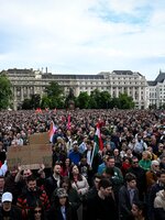 „A sajtószabadság, a szólásszabadság áll támadás alatt” - megtelt a Kossuth tér tüntetőkkel a civilekért és a szabad sajtóért