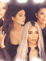 „Bárcsak azt mondhatnám, hogy ez egy nyugis évad lesz” – Kardashianék balhésan térnek vissza 