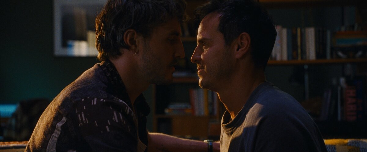 Paul Mescal és Andrew Scott az All of Us Strangers című filmben