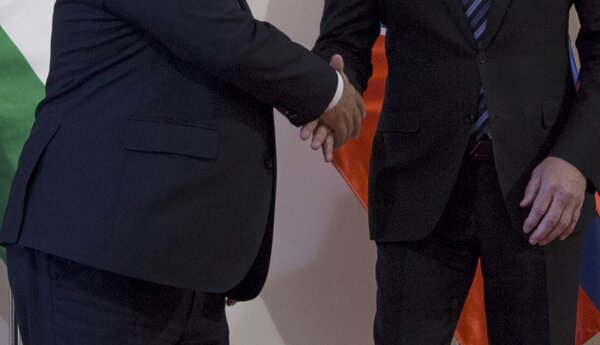 IGAZ vagy HAMIS? Az embernek van potroha.