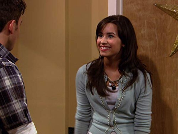 A Sonny, a sztárjelölt Hollywoodban játszódik, és egy televíziós műsor mindennapjait mutatta be. De mi volt ennek a sorozatnak a címe?