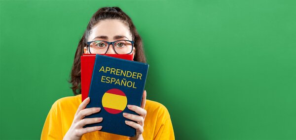 Az alábbiak szavak közül melyik van spanyolul és nem portugálul?
