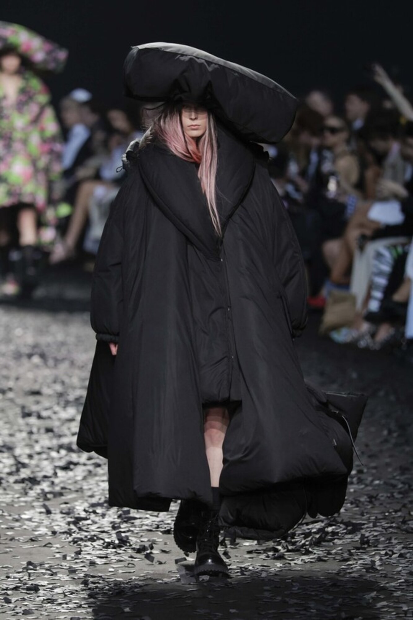 Moschino - Ready-to-Wear - Runway Collection - Women