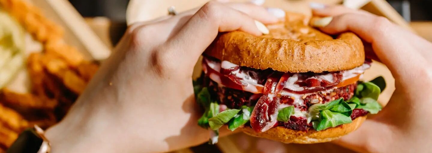 12 étterem Pesten innen és túl, ahol húsmentesen is 10/10-es a kaja – A Veganuár túl jó ahhoz, hogy lemaradj róla