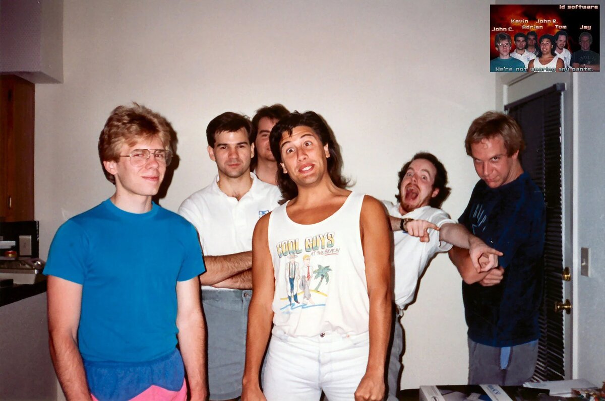 John Carmack, Kevin Cloud, Adrian Carmack, John Romero, Tom Hall, a DOOM készítői.