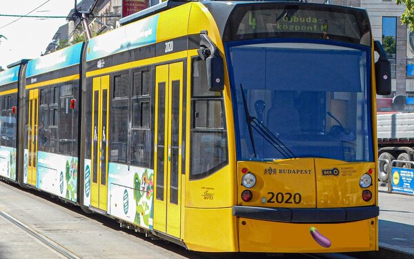 Én adnám a padlizsános 4-es villamost.