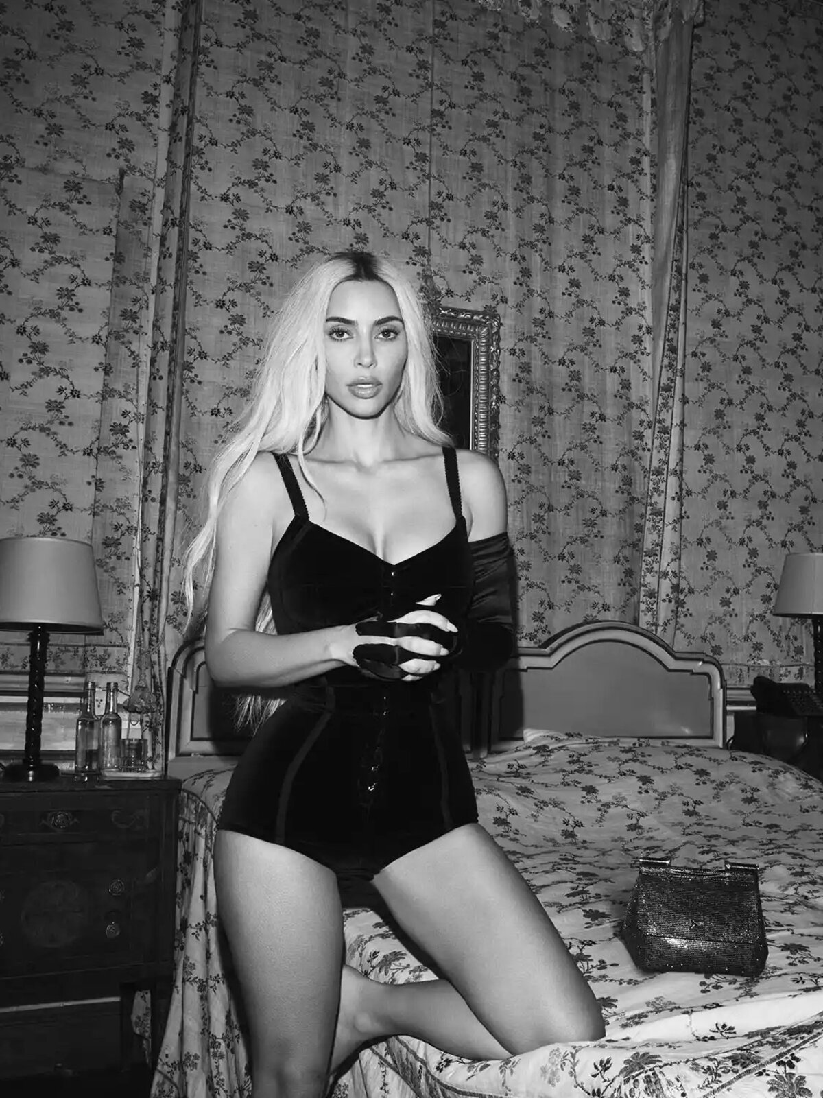Kim Kardashian a Dolce & Gabbana 2023 tavaszi-nyári kampányában