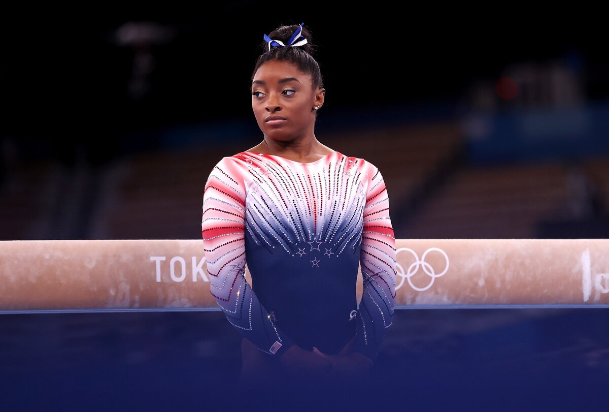 Simone Biles mentális egészsége miatt lépett vissza az egyéni összetett döntőtől a 2021-es olimpia tornaversenyén