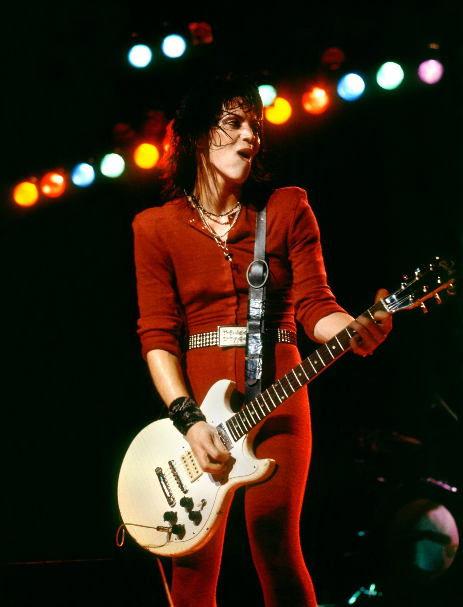 Joan Jett (eredeti nevén Joan Marie Larkin, (Wynnewood, Pennsylvania, 1958. szeptember 22. –) rockénekes, gitáros, dalszerző, lemezproducer és színésznő. Leginkább a Joan Jett and the Blackhearts zenekar frontembereként végzett munkáiról ismert, valamint a The Runaways nevű, már feloszlott lánybanda egyik tagjaként. Legismertebb dala a brit Arrows együttes I Love Rock ’N’ Roll című, 1975-ös számának 1982-es, általa készített feldolgozása.
