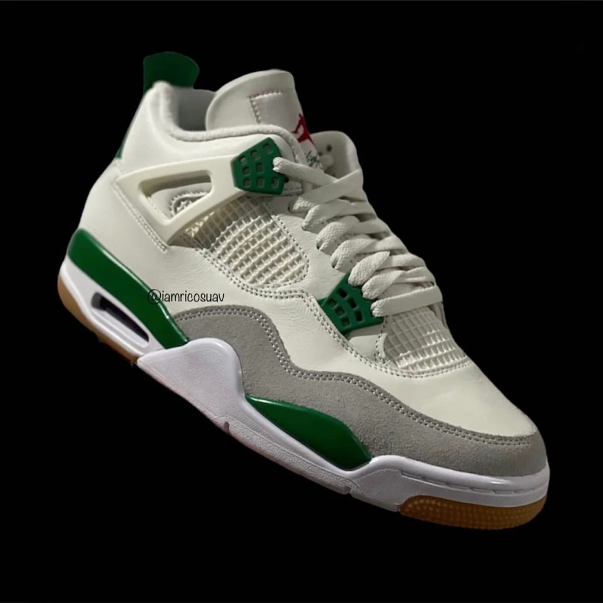 Nike SB x Air Jordan 4 “Pine Green”