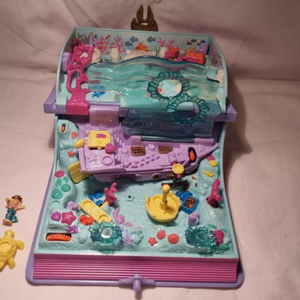 Polly Pocket Sparkling Mermaid Adventure szett 1995-ből.