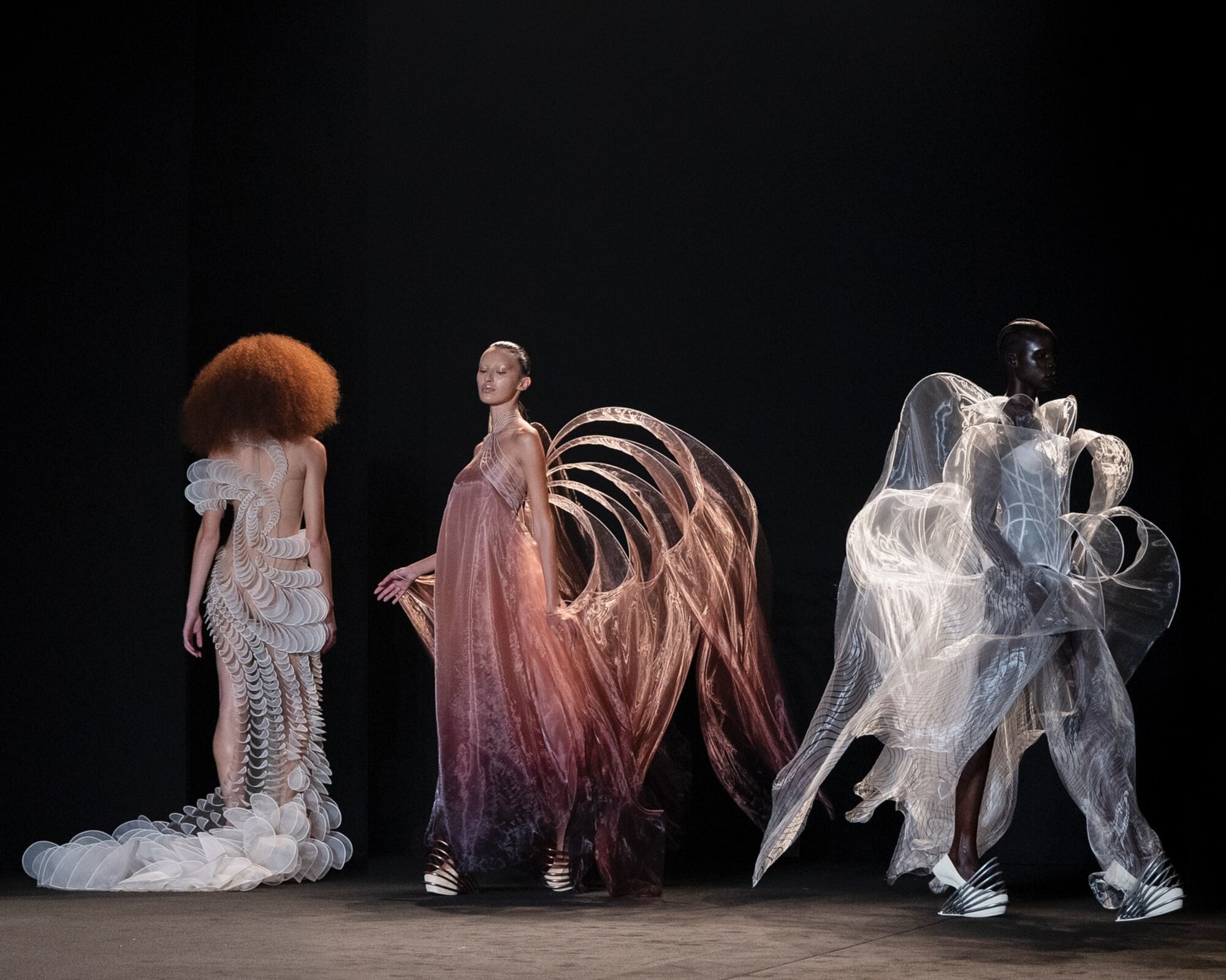 Az Iris van Herpen 2025-ös haute couture kollekciója.