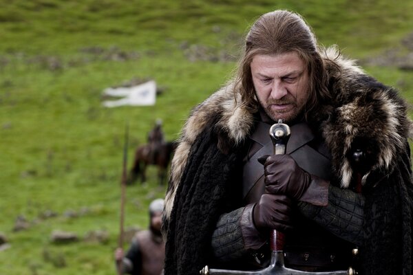 Mi volt Eddard Stark kardjának a neve?