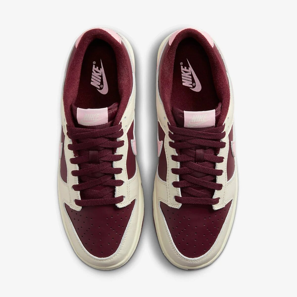 Nike Dunk Low “Valentine’s Day”