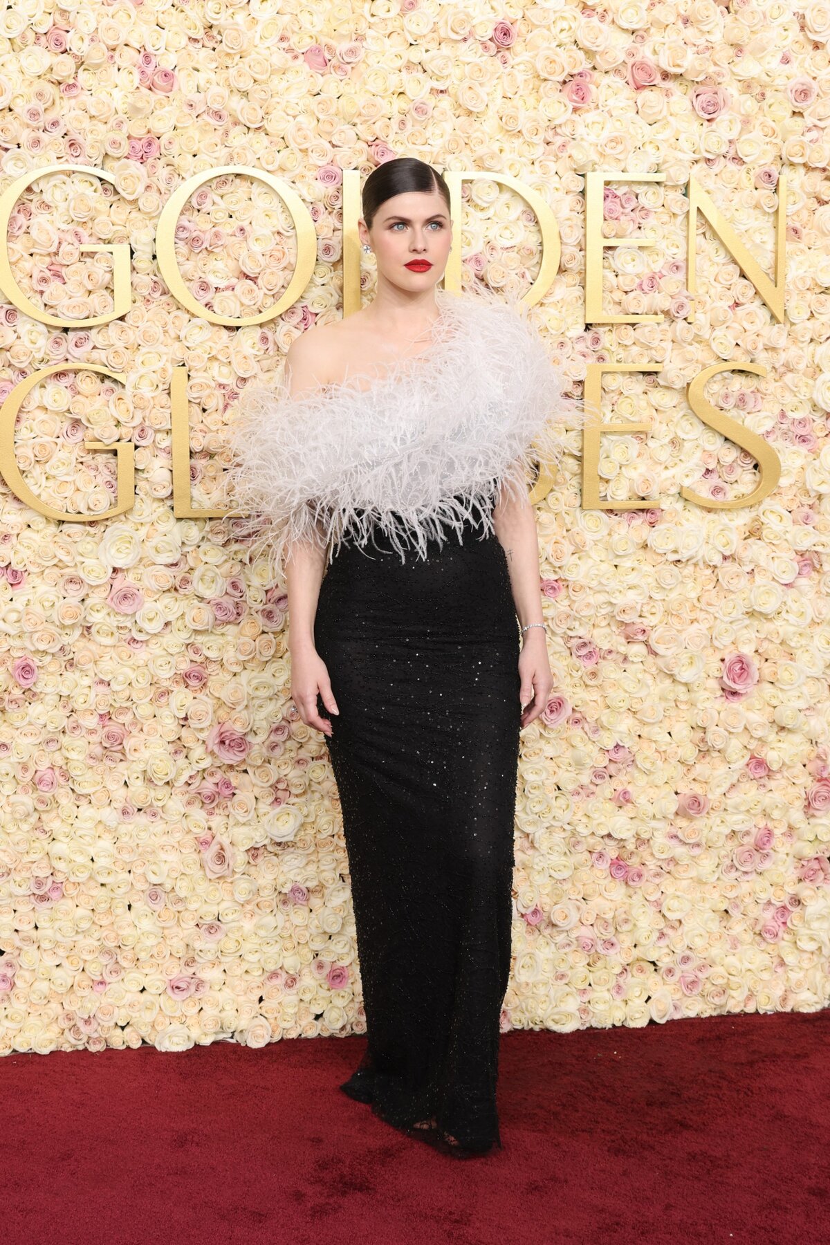 Alexandra Daddario a 82. Golden Globe Awards díjátadó 2025. január 5-én, in Beverly Hills-ben, Kaliforniában.