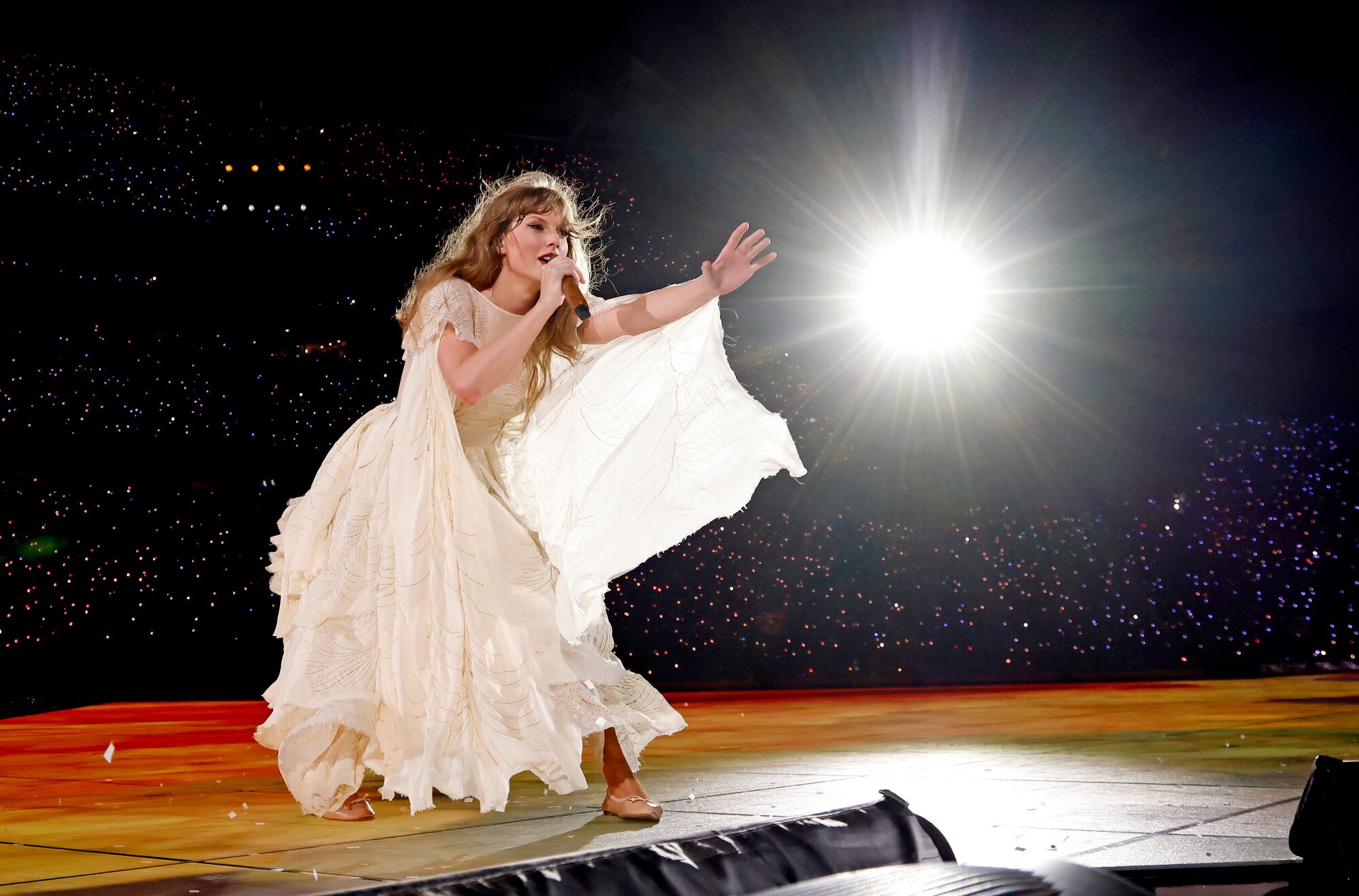 Taylor Swift az Eras Tour június 30-i koncertjén az ohiói Cincinnatiben.