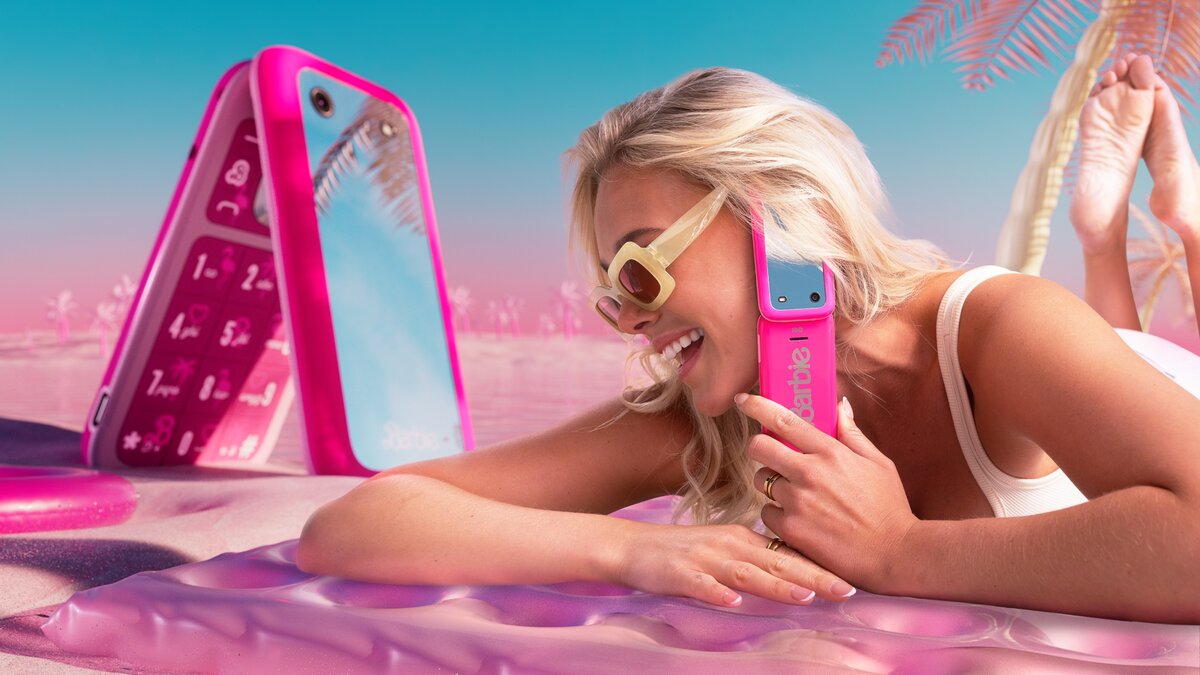 Megérkezett a Barbie-telefon