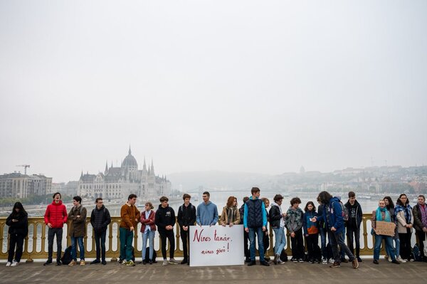 Szükség lenne egy budapesti diákképviseleti szervre, ami véleményezhetné az olyan városvezetés által meghozott döntéseket, amik a fiatalokat is érintenék?