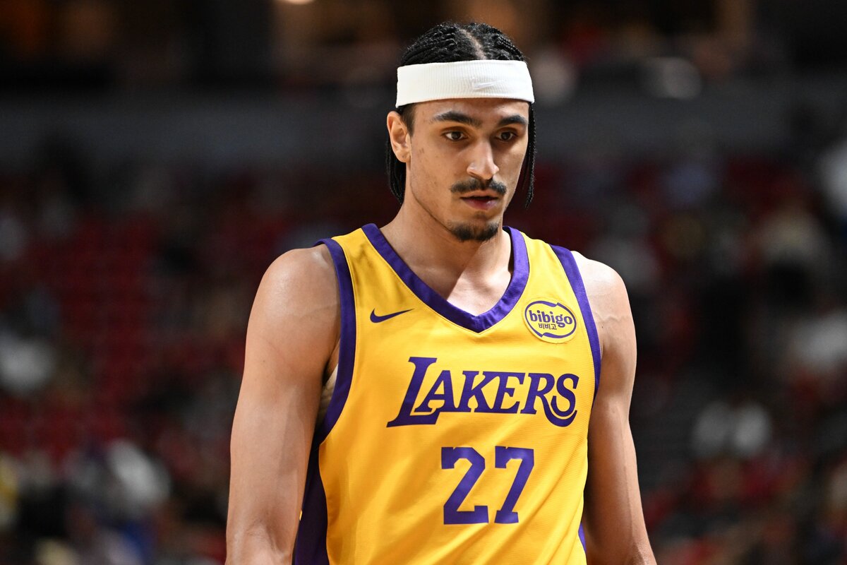 Valerio-Bodon Vincent a Los Angeles Lakers színeiben az Atlanta Hawks elleni mérkőzés félidejében 2024. július 17-én.