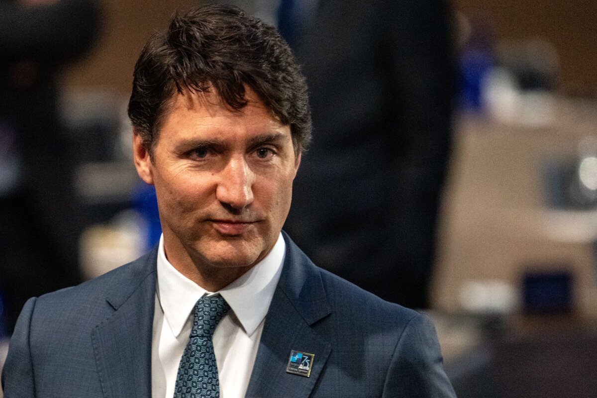 Justin Trudeau lemondott