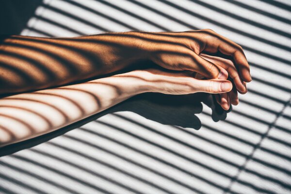 Melyik dalban hallható: „Summer loving happened so fast?”