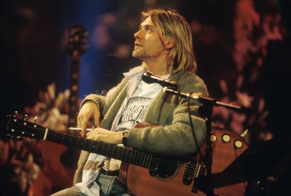 Melyik évben jelent meg a Nirvana "Smells Like Teen Spirit" című időtlen slágere? 