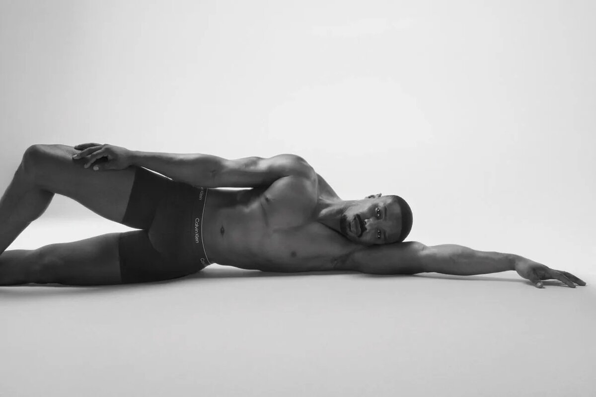 Michael B. Jordan a Calvin Klein bokszereiben