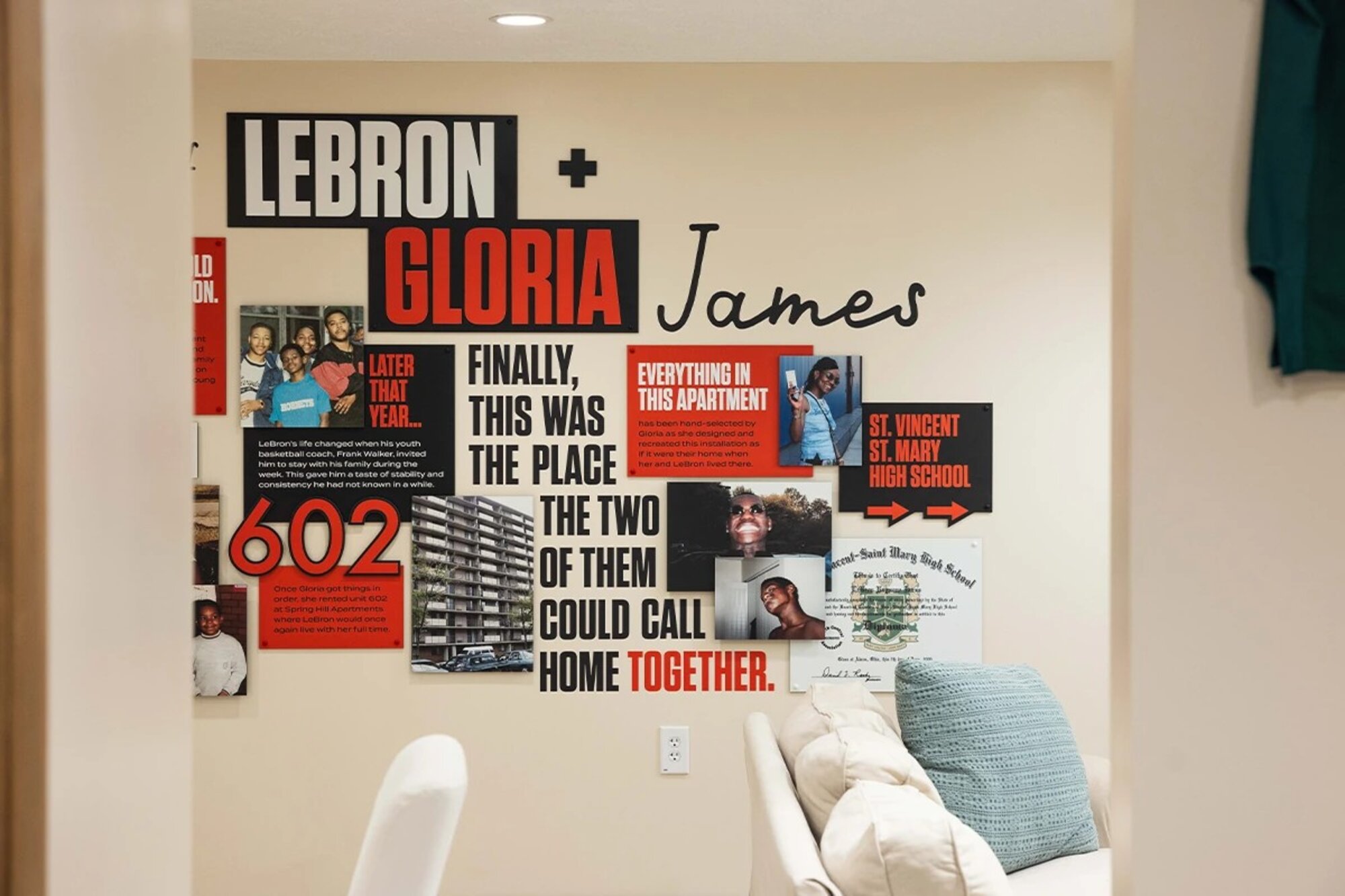 Képek a nyíló LeBron James Múzeumból
