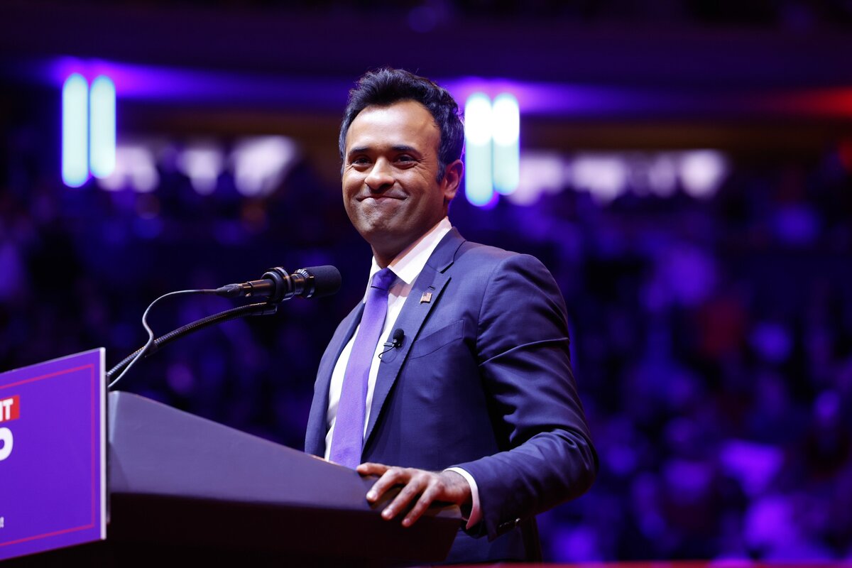 Vivek Ramaswamy Donald Trump volt amerikai elnök kampánygyűlésen 2024. október 27-én New Yorkban.