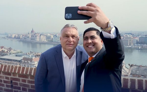 A Kis Grófo-fotót választom.