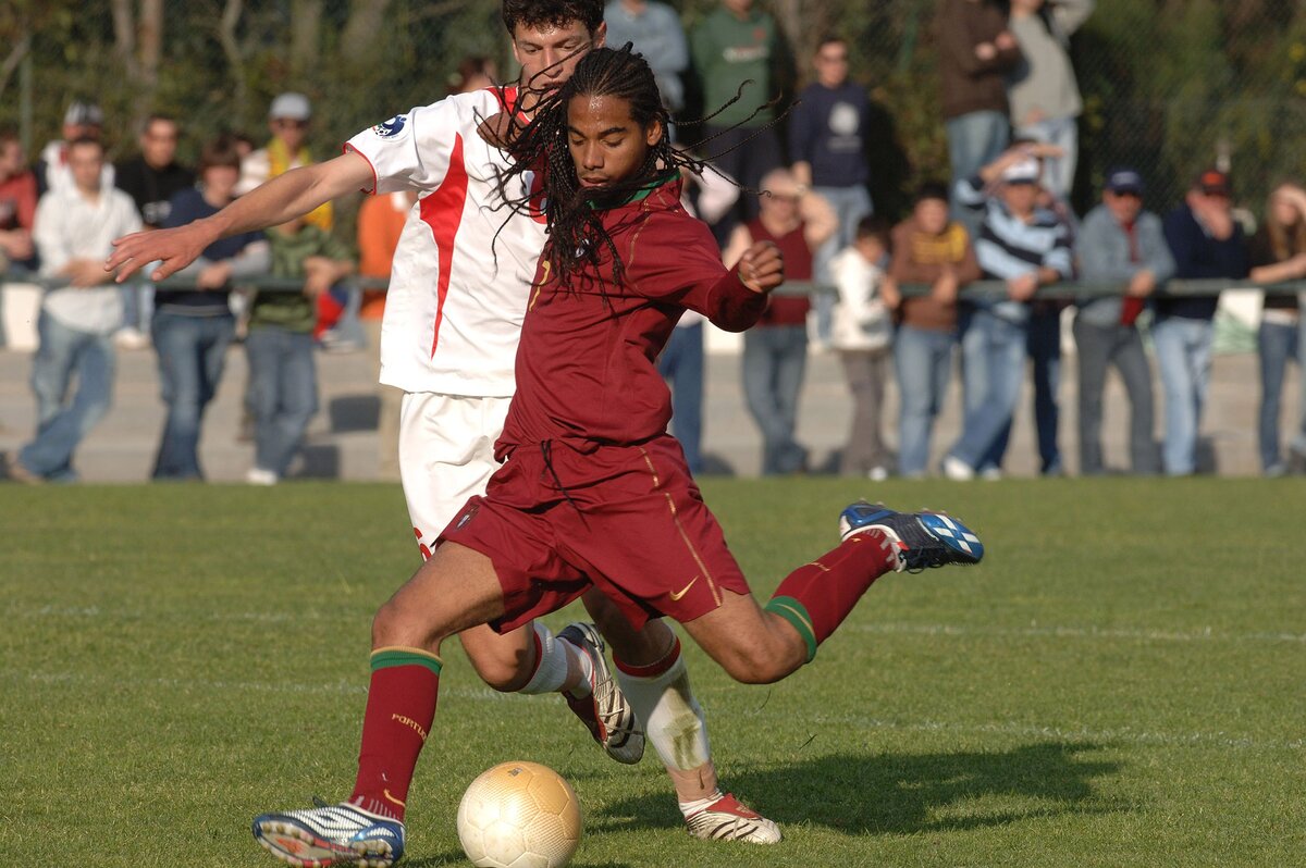 A portugál Fabio Paim egy Jordánia elleni U20-as mérkőzésen 2007-ben.