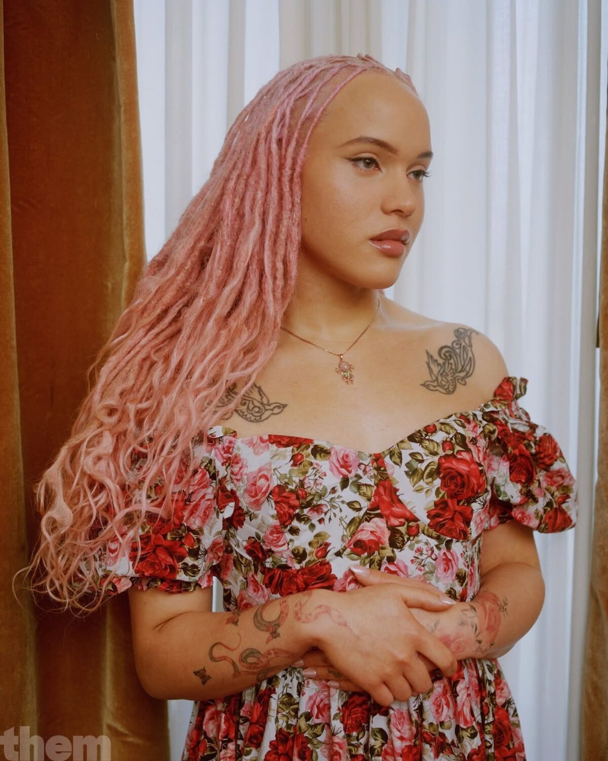 Airyn De Niro, Robert De Niro 29 éves gyereke szerdán bújt elő transznemű nőként. A feltörekvő modell és színésznő azt is elárulta, hogy mentálhigiénés szakembernek tanul, így szeretné széleskörűen támogatni queer embereket.