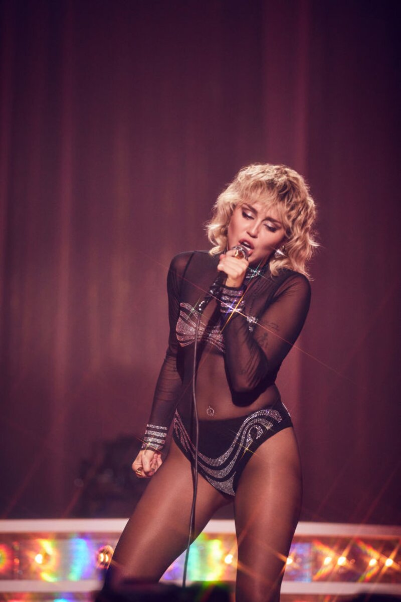 Miley Cyrus valósággal felrobbantotta az internetet akkor, mikor nagyjából 10 éve először énekelte el a Jolene című dalt. Ki az eredeti előadó?