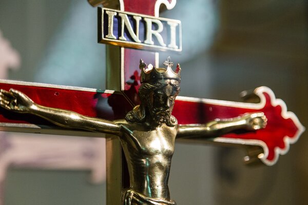 Mit jelent az 'INRI'?
