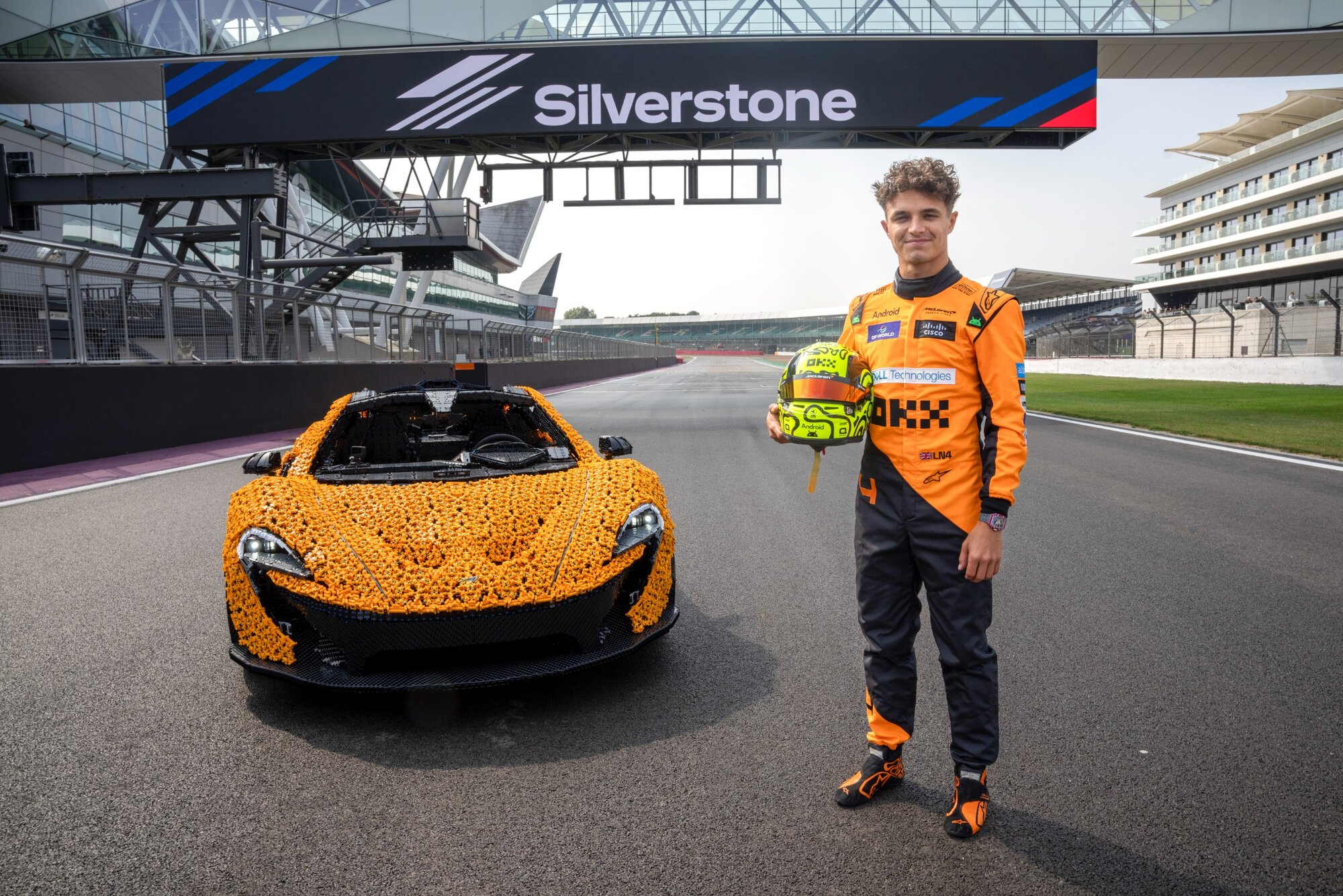 A Lego és a McLaren közösen épített Lego-autója