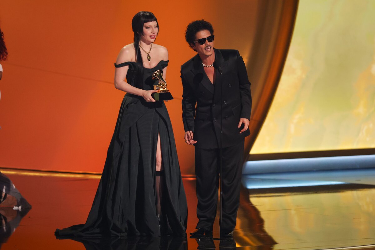 Lady Gaga, Bruno Mars a 67. GRAMMY-díjátadón a kaliforniai Los Angelesben, a Crypto.com Arénában 2025. február 2-án. (Fotó: )