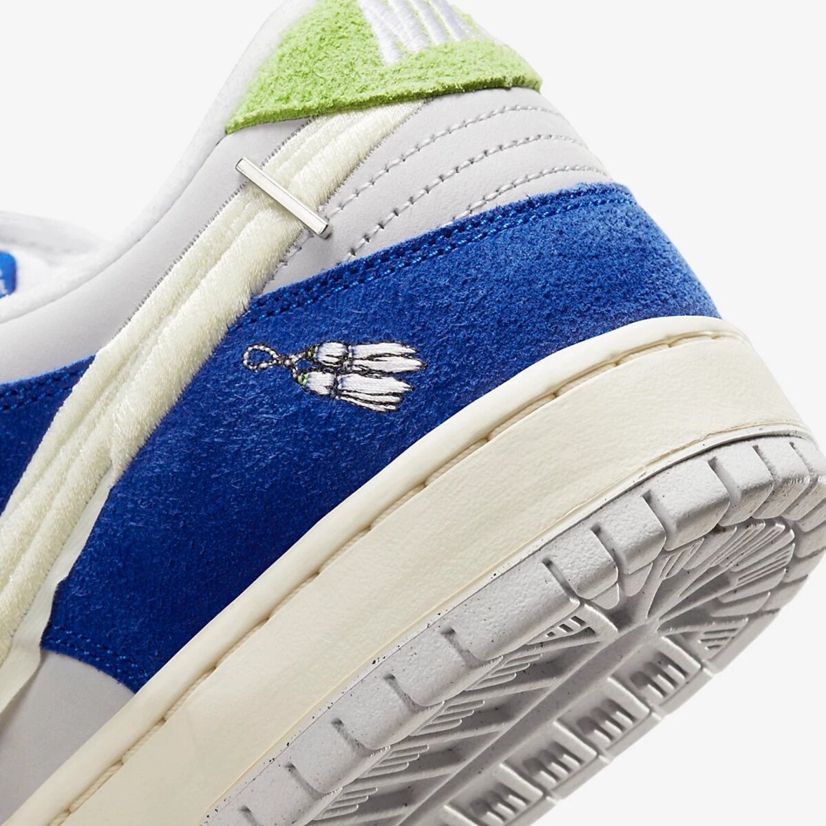 Fly Streetwear x Nike SB Dunk Low