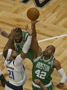A Boston Celtics nyerte az NBA döntőjét, egyedüli csúcstartó lett a csapat