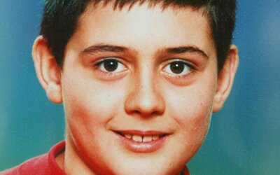 A bajai kisfiú, a kék bicikli és a spanyolországi pedofilhálózat – Till Tamás rejtélyes eltűnésének története