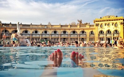Ajándék a fővárostól: egy napig 150 forint lesz a belépő a budapesti fürdőkben