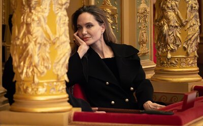 Angelina Jolie a budapesti Operaházba látogatott, és elsírta magát 