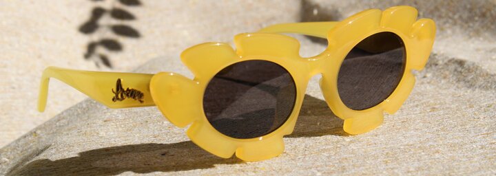 Aviator, 70-es évek, geometrikus formák – Ezeket a napszemüvegeket fogjuk viselni idén nyáron 