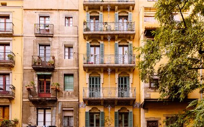 Barcelona drasztikus lépésre szánta el magát a turisták miatt