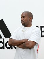 Beszerzési áron szabadulna az Adidas a Kanye Westtel közösen piacra dobott Yeezy cipőktől