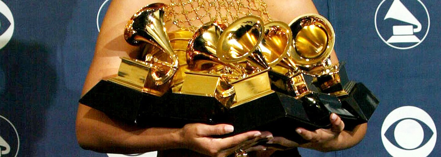 Beyoncé majd másfél órát késett a Grammy-ről, de még így is történelmet írt – Ilyen volt a 2023-as zenei díjátadó