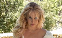 Britney Spears-re ráküldték a rendőröket a rajongói, hogy megnézzék, jól van-e – jelezte, hogy ezt azért nem kéne