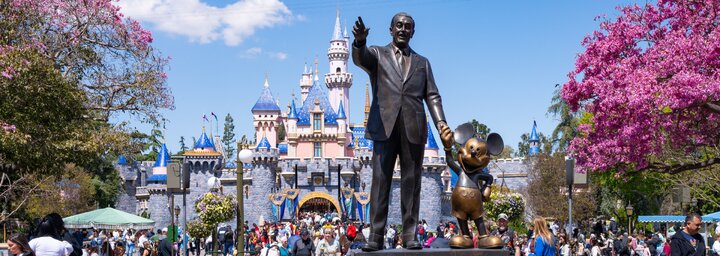 Disneyland sötét oldala: gyilkosságok, balesetek és embertelen munkakörülmények a világ legvarázslatosabb helyén