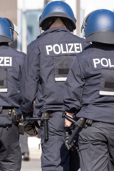 Egy új német törvénytervezet értelmében kitoloncolják azokat, akik a terrort támogatják a közösségi médiában