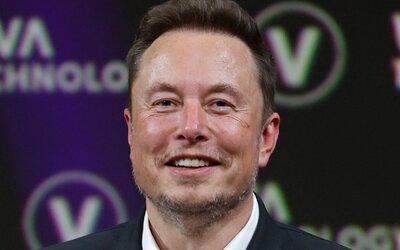 Elon Musk egymilliárd dollárt ad a Wikipedianak, cserébe ő választ új nevet az oldalnak