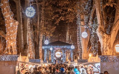 Európa egyik legmenőbb karácsonyi vására itt van a szomszédban, és időnként Bécset, Londont és Párizst is megelőzi